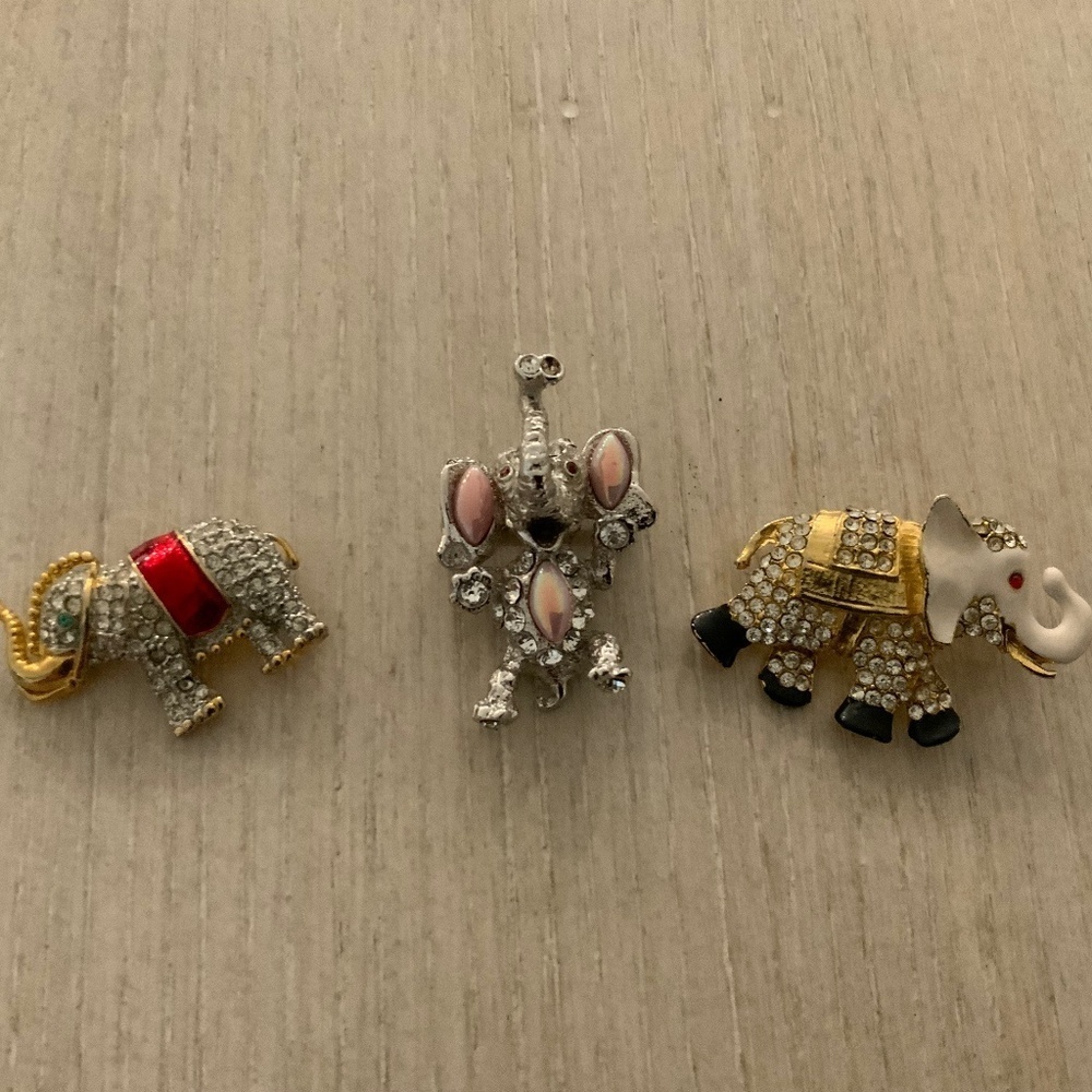 Vintage Sparkly Bedazzled Elephant Brooches